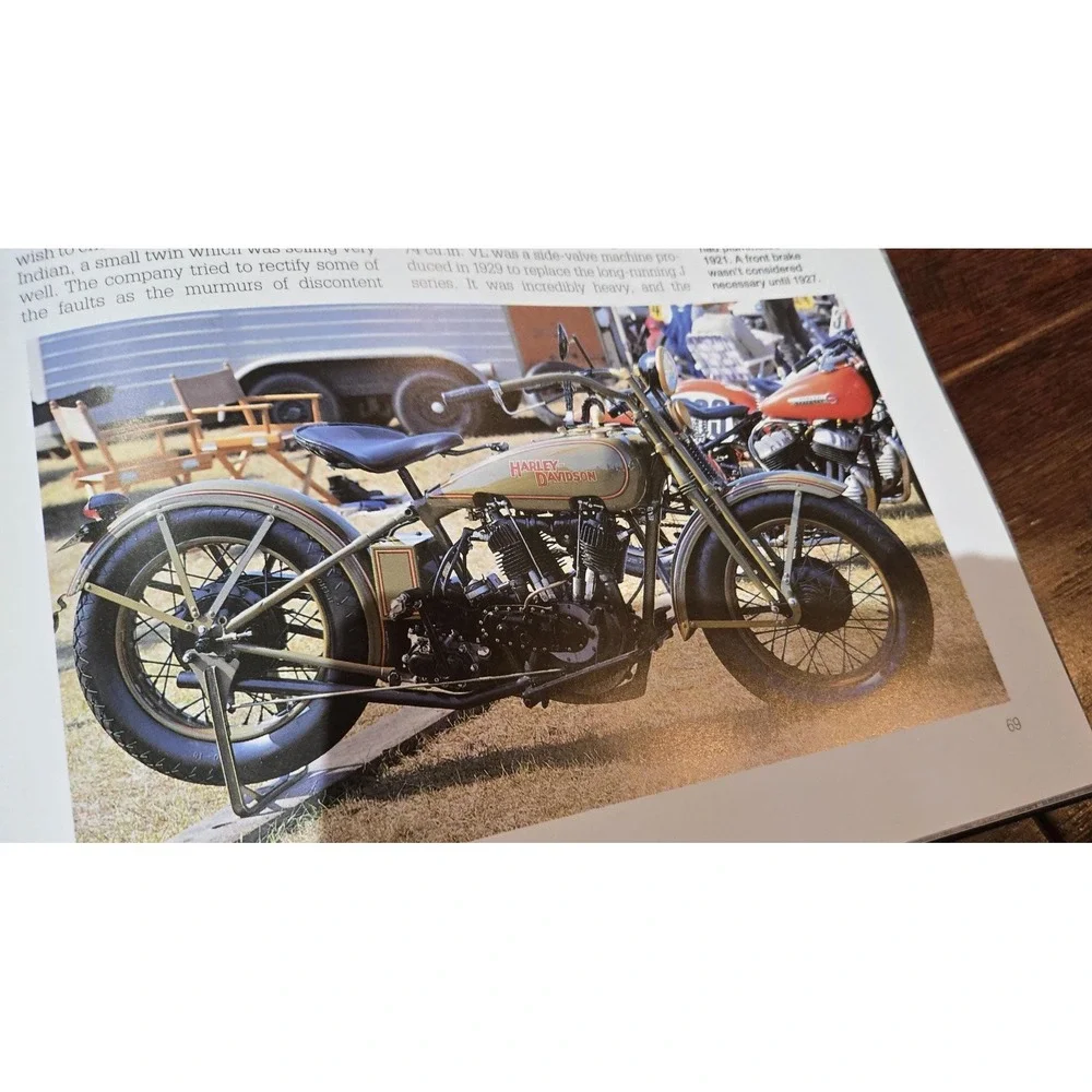 Harley-Davidson complete illustrated